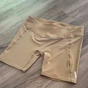 New Skims Performance Biker Shorts Size Medium